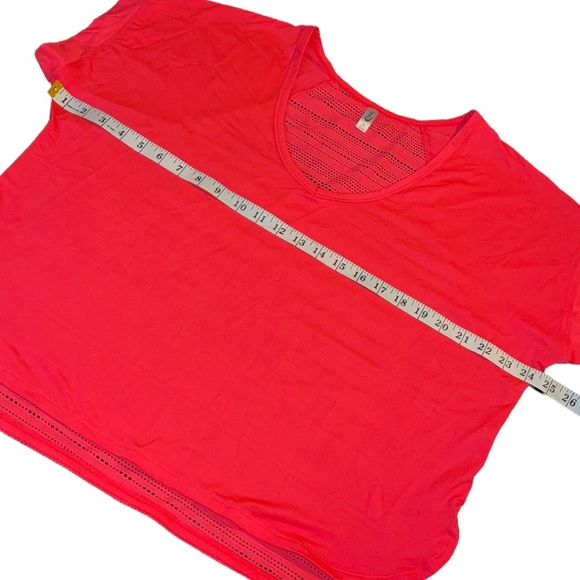 MTA Sport Pink top - Picture 3 of 3